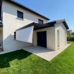 realisation store exterieur coffre lambrequin enroulable montanay proche lyon 3